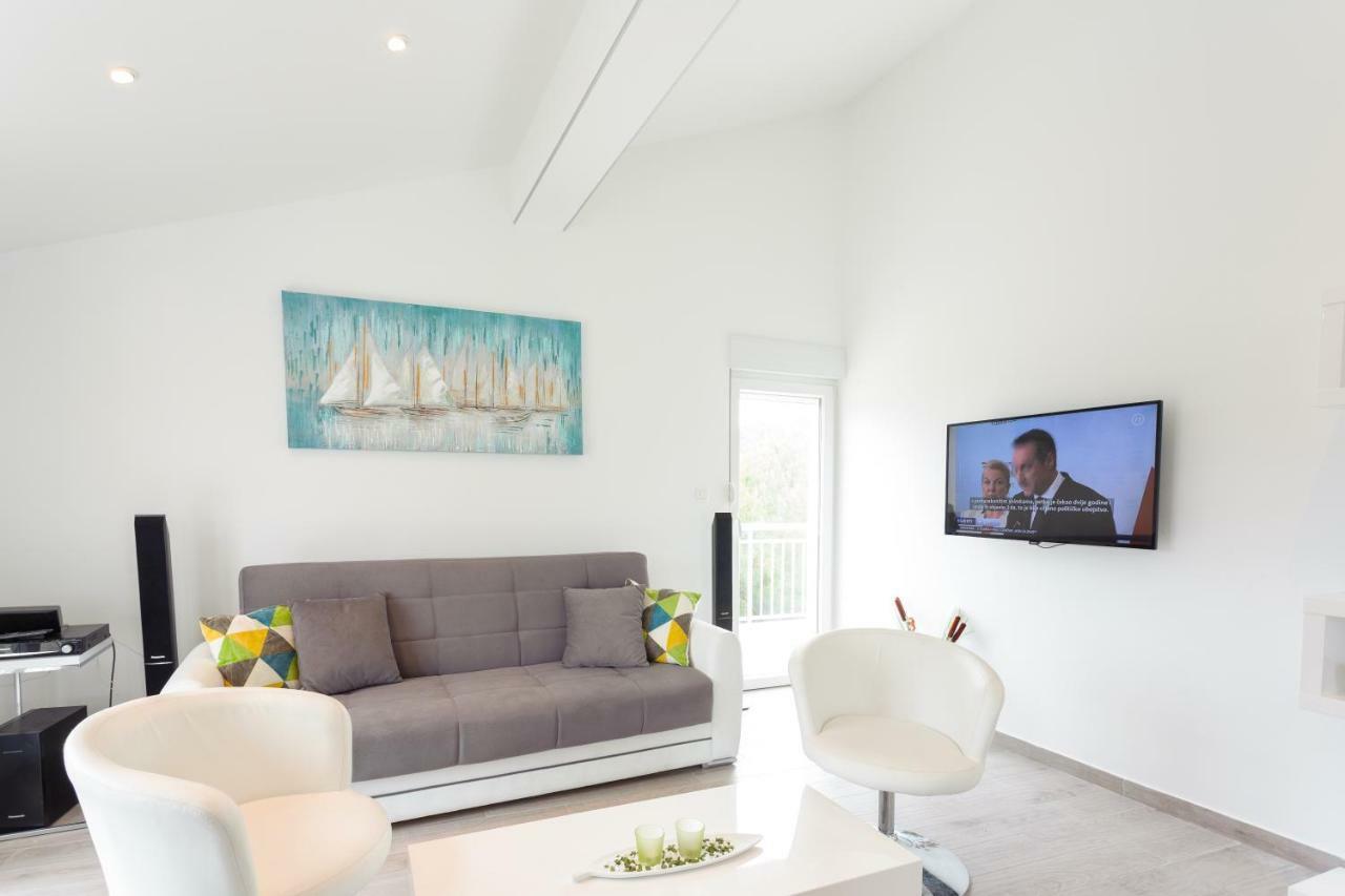 Villa Sena Ražanj Exteriér fotografie